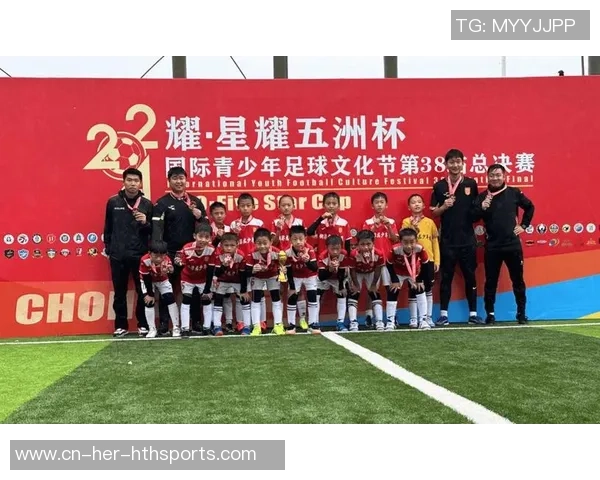 “中超”“渝超”两层喜庆，本乡足球大有可为